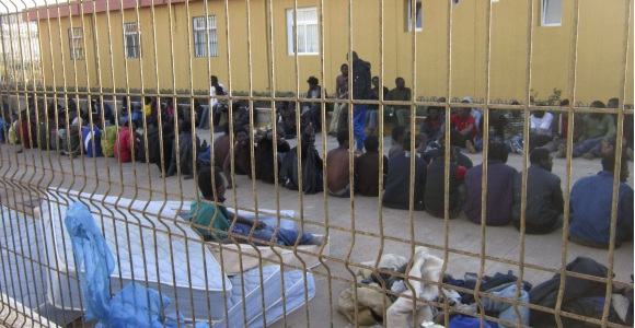 melilla-valla-inmigrantes-efe.jpg