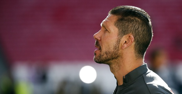 simeone-pensativo.jpg
