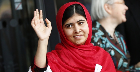 malala-reuters-biblioteca.jpg