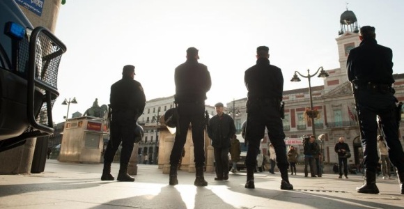 policia-nacional-sol-.jpg