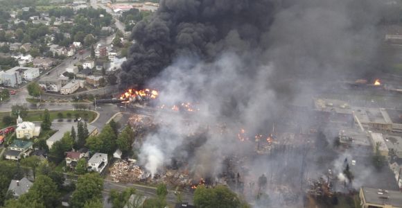 accidente-tren-petroleo-canada-efe.jpg
