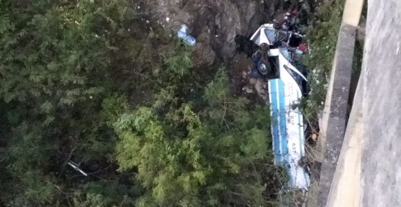 accidente-autobus-tailandia-efe.jpg