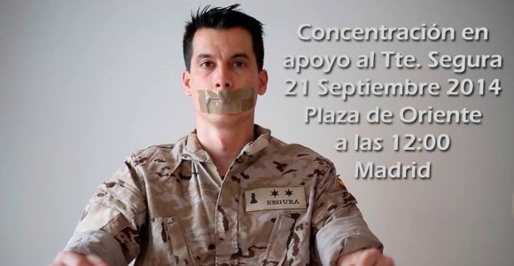 teniente-segura-podemos-circulo-militar-facebook.jpg