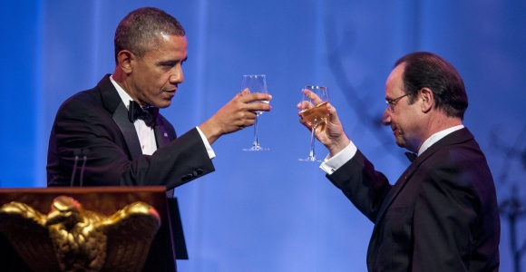 brindis-obama-hollande-efe.jpg