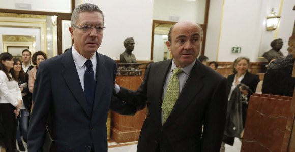 gallardon-guindos-18febrero2014.jpg
