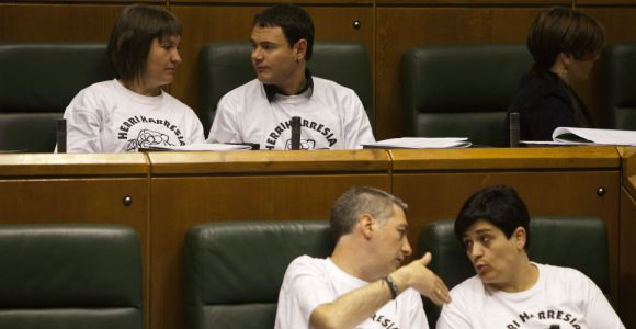 eh-bildu-camisetas-efe-2.jpg