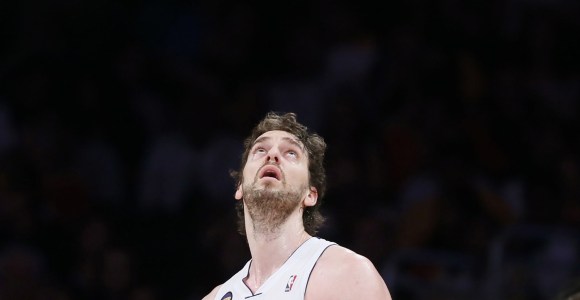 Gasol-Mirada-cielo-2013-reuters.jpg