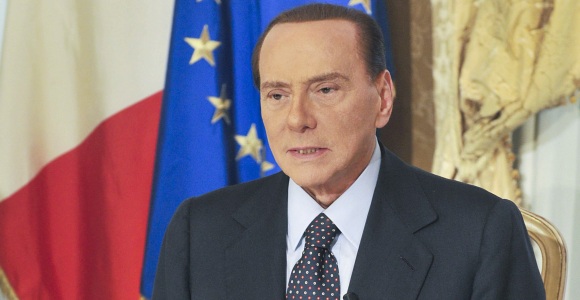 berlusconi-banderas.jpg