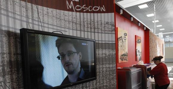 snowden-moscu-ep.jpg