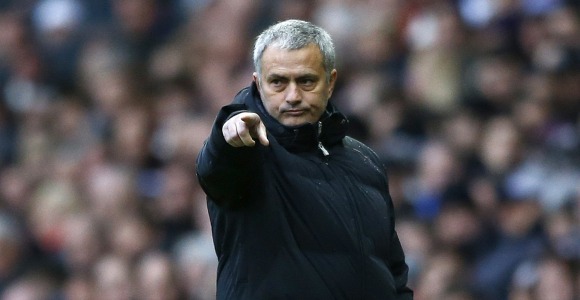 Mourinho-Senala-FA-Cup-2014-reuters.jpg