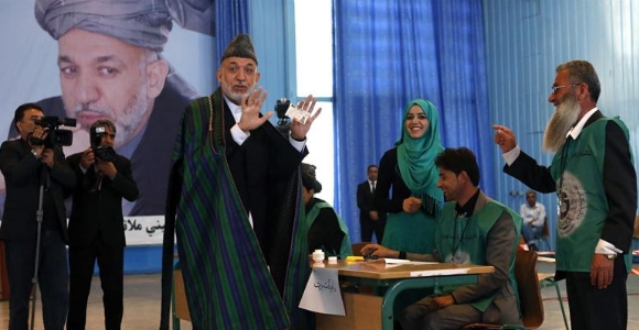 karzai-elecciones-efe.jpg