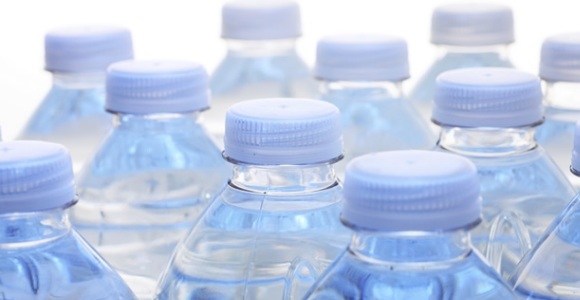 botellas-agua-getty.jpg