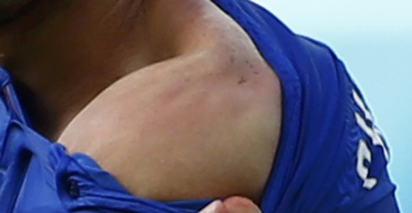 Chiellini-Luis-Suarez-mordisco-detalle-2014-reuters.jpg