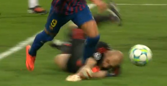 Alexis-Penalti-Milan-2012-captura.jpg