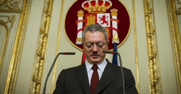gallardon-dimite-efe.jpg
