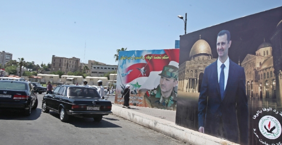 carteles-assad-efe.jpg