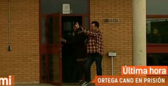 OrtegaCano-saleprision-5dic2015-EspejoPublico.jpg