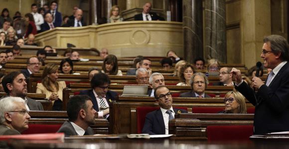 camacho-parlament-mas.jpg