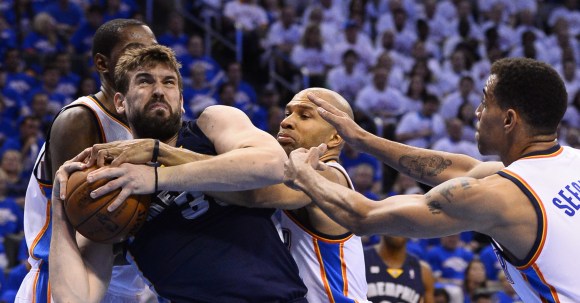 Marc-Gasol-Oklahoma-rebote-2013-efe.jpg