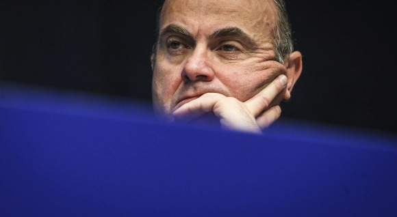 Guindos-serio-UE-2014-EFE.jpg