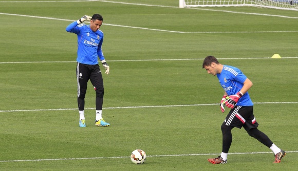 keylor-iker-calientan-efe.jpg