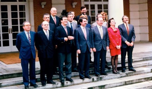 GOBIERNO-AZNAR-MONCLOA.jpg