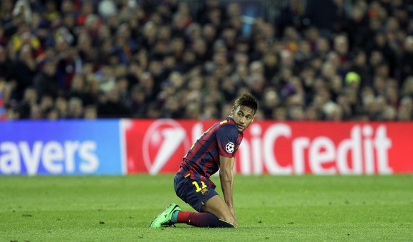 Neymar-cesped-frustrado-2014-efe.jpg