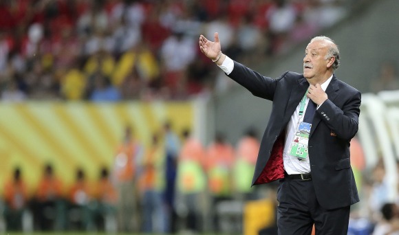 DelBosque-ordenes-2013-espana-uruguay-confecup-efe.jpg
