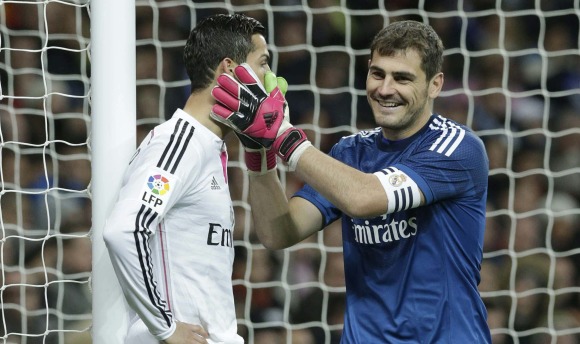 Casillas-CR7-mimos-2014-efe.jpg