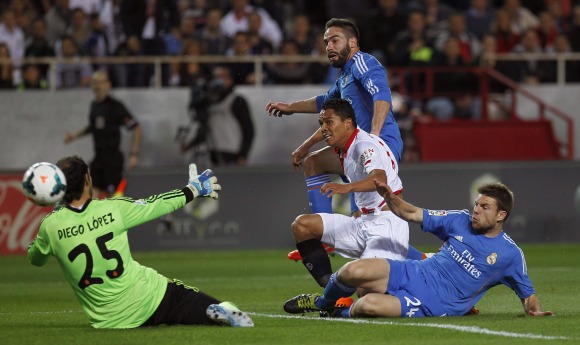 Diego-Lopez-gol-sevilla-2014-efe.jpg