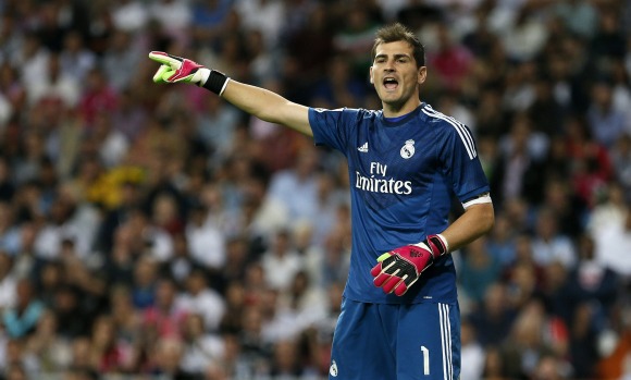 Casillas-ordenes-Athletic-2014-efe.jpg