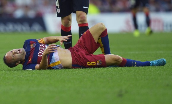 Iniesta-dolor-SanMames-2015-reuters.jpg