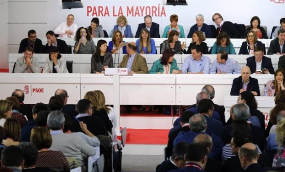 comite-psoe-2abril2016-efe.jpg