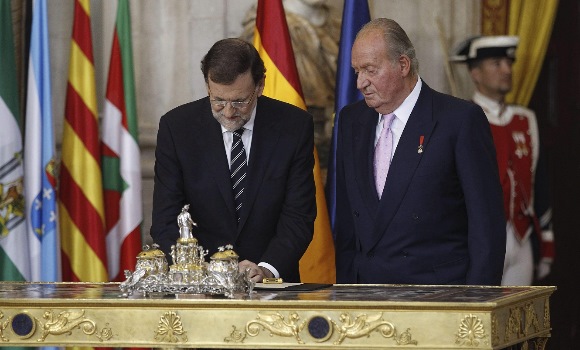 rajoy-rey-abdicacion-efe.jpg