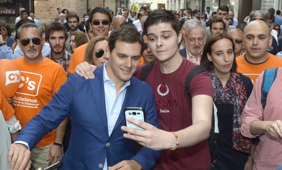 Rivera-Selfie-2015-efe.jpg