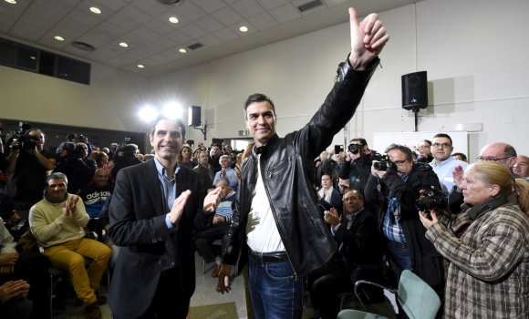 pedro-sanchez-militantes.jpg