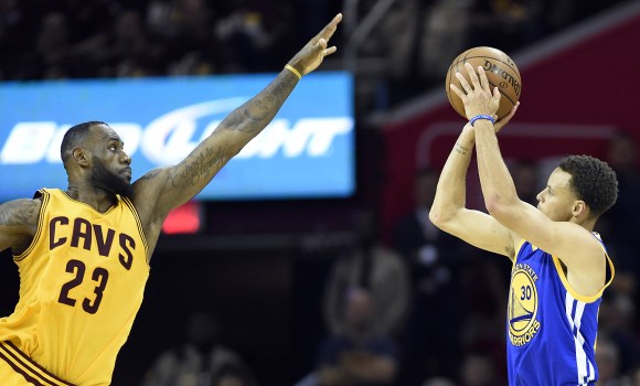 James-Curry-2015-intento-tapon-reuters.jpg