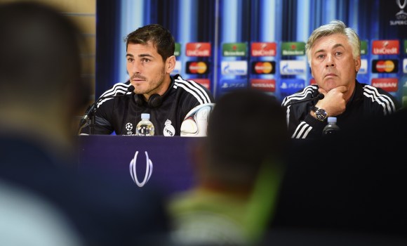 Casillas-Ancelotti-2015-RP-Supercopa-Reuters.jpg