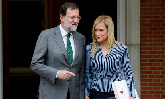 rajoy-cifuentes-2nov-efe.jpg