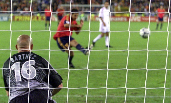 Raul-penalti-Francia-2000-reuters.jpg