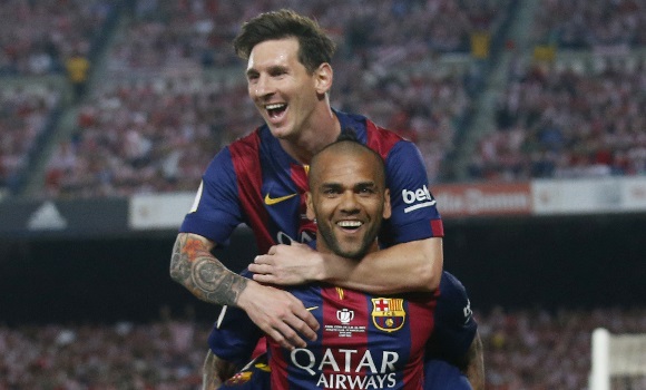 messi-alves-final-copa-reuters.jpg