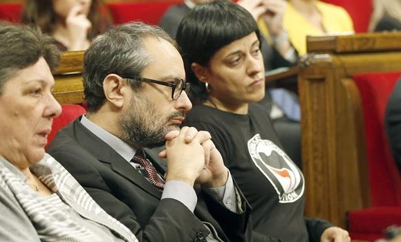 banos-gabriel-parlament-efe.jpg
