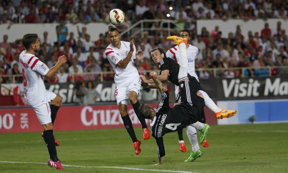 ramos-chilena-sevilla-reuters.jpg