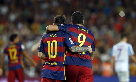 Suarez-Messi-2016-celebran-reuters.jpg