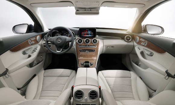 mercedes580.jpg