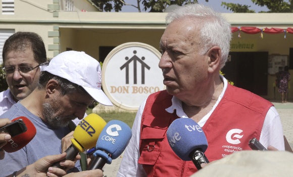 margallo-visita-haiti.jpg