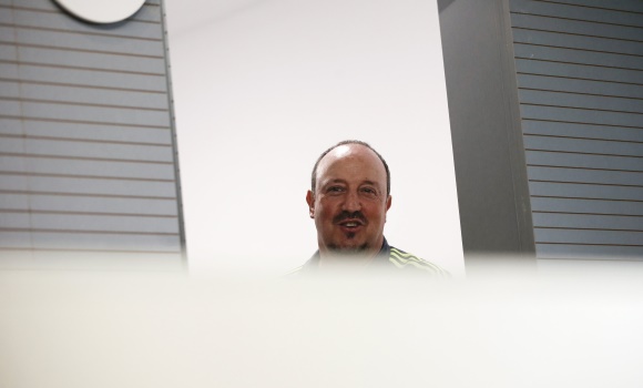 Benitez-sale-rp-2015-reuters.jpg
