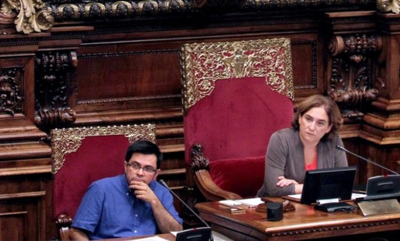 colau-salon-plenos.jpg