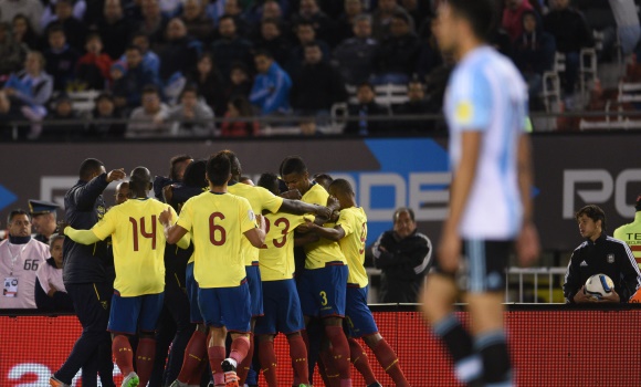 Ecuador-celebra-argentina-2015-efe.jpg