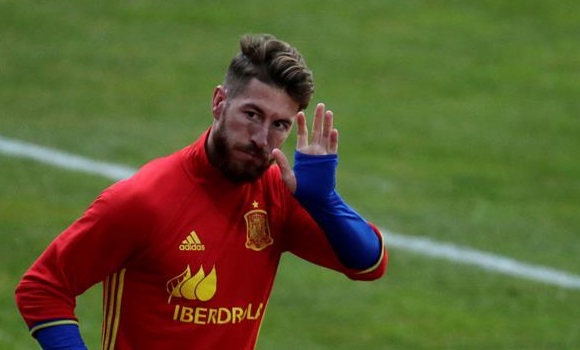ramos-entrenamiento-seleccion-marzo2016-efe.jpg
